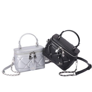 Embroidered single shoulder bag